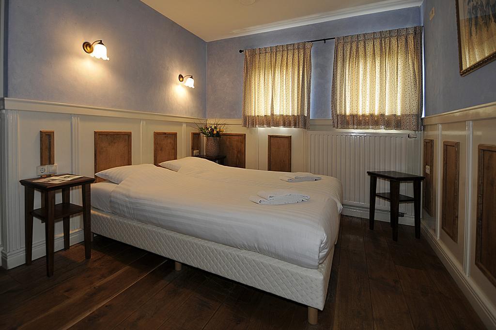Auberge De Smockelaer Heijenrath Стая снимка