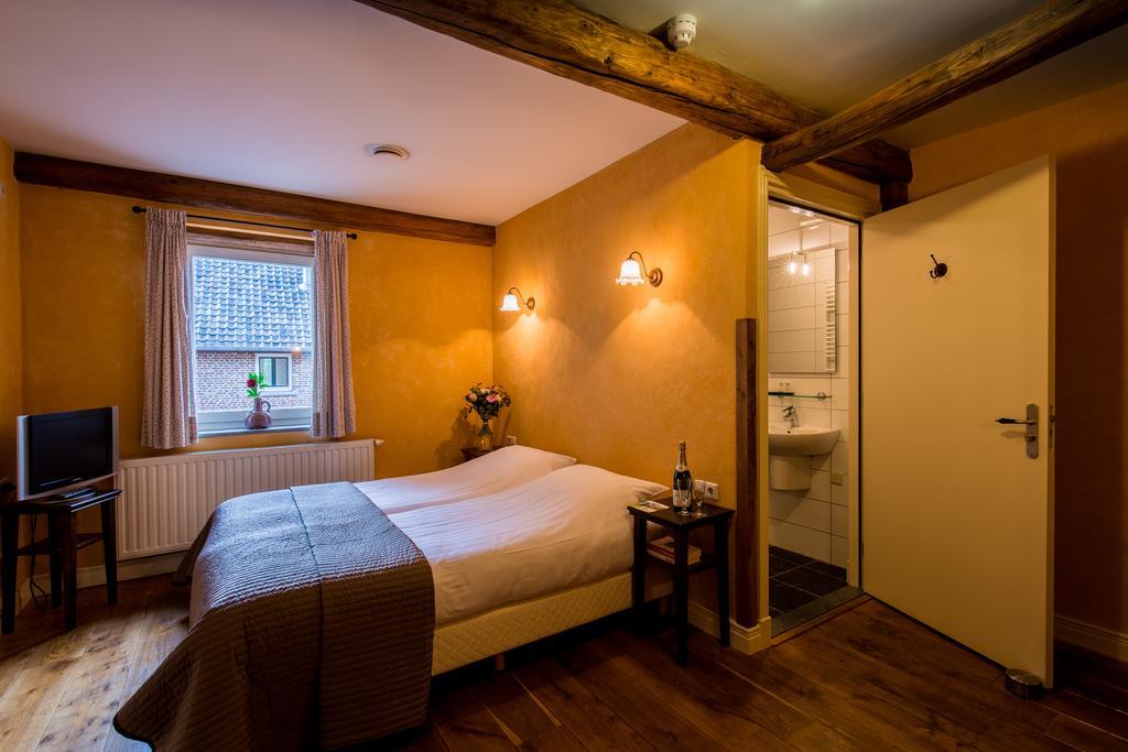 Auberge De Smockelaer Heijenrath Стая снимка