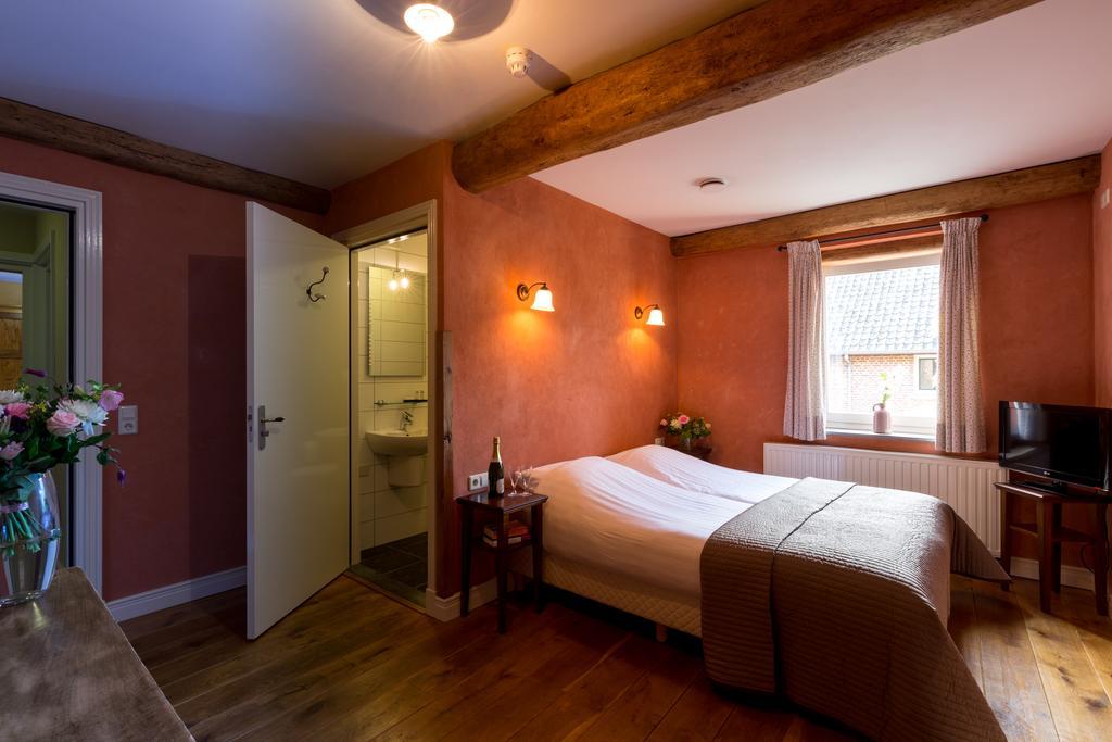 Auberge De Smockelaer Heijenrath Стая снимка